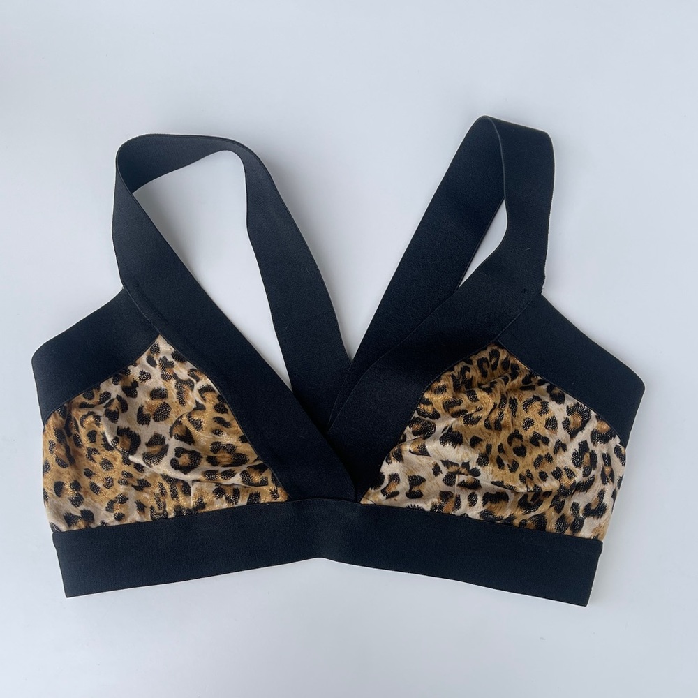 Cute Booty Lounge Leopard Print Bralette with Black Straps